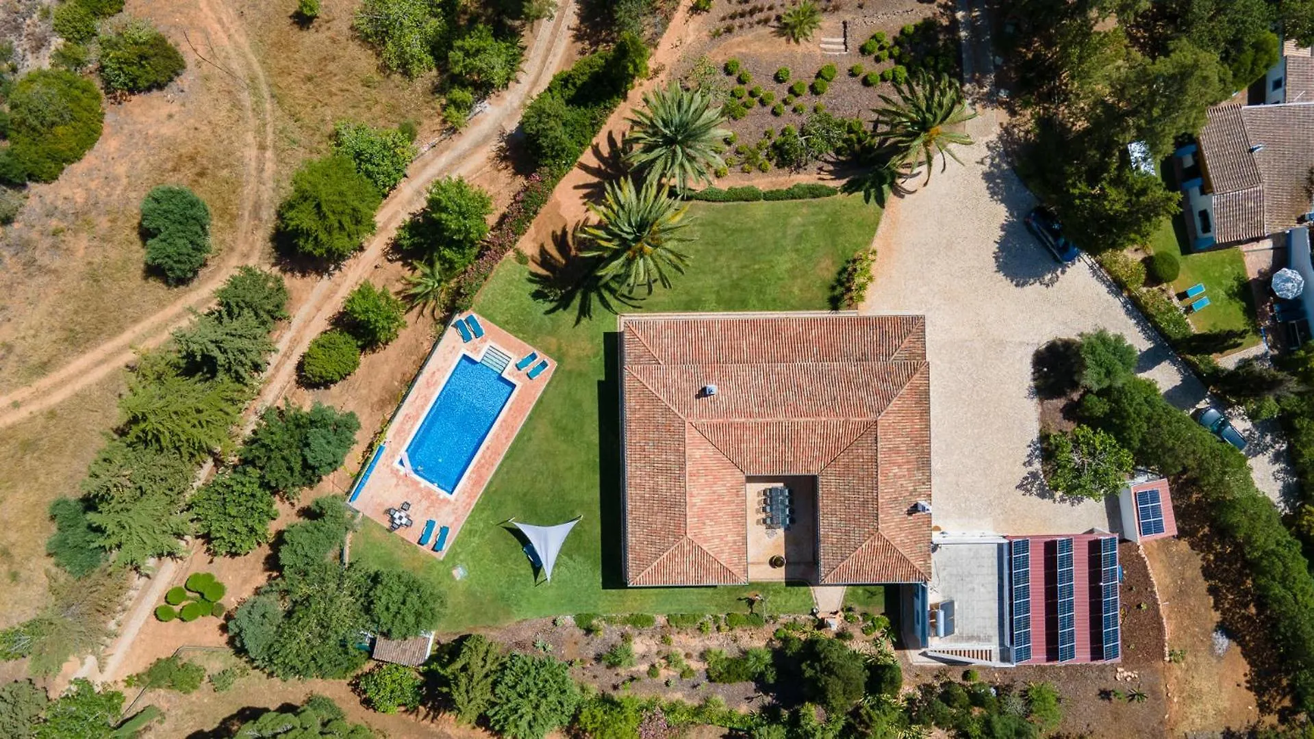 Luxury Villa With Pool In Vineyard Near The Beach Porches