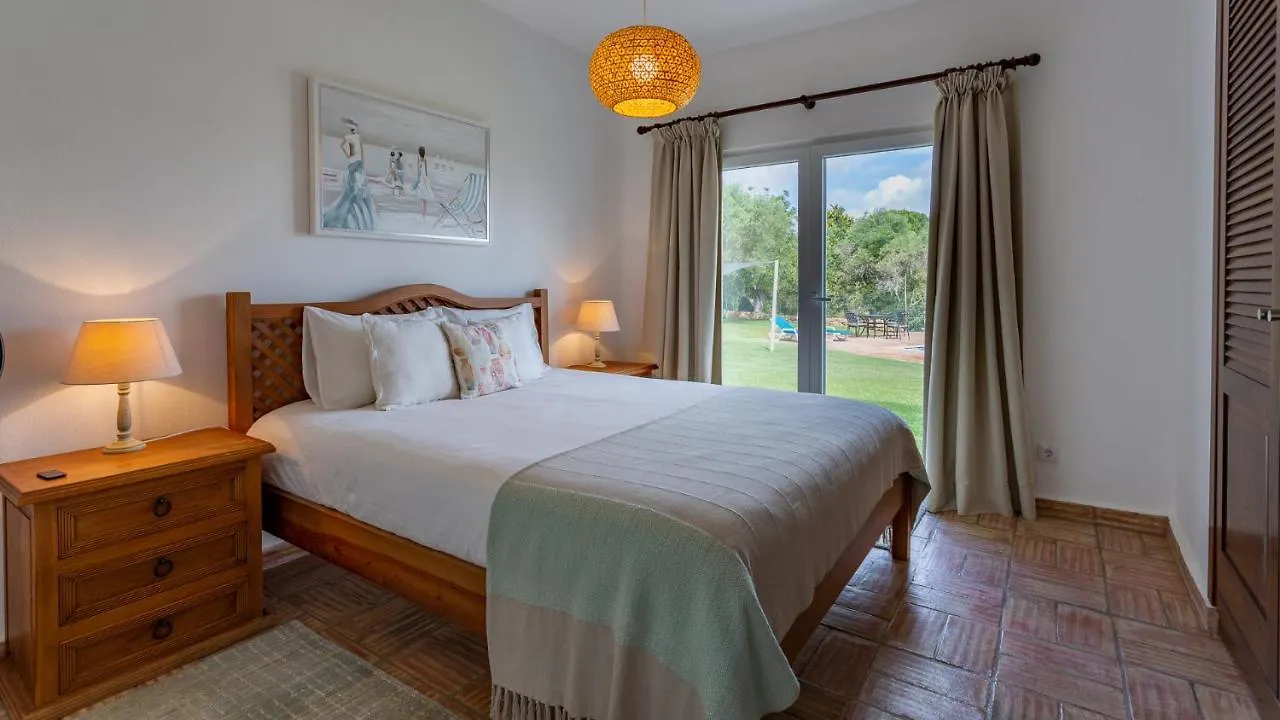 Luxury Villa With Pool In Vineyard Near The Beach Porches  Porches (Algarve)
